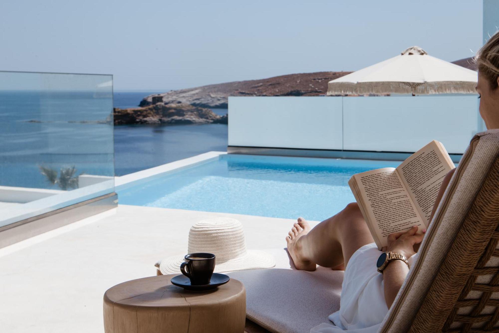 Golden Vista, Beachfront Suites By Explore Andros 外观 照片