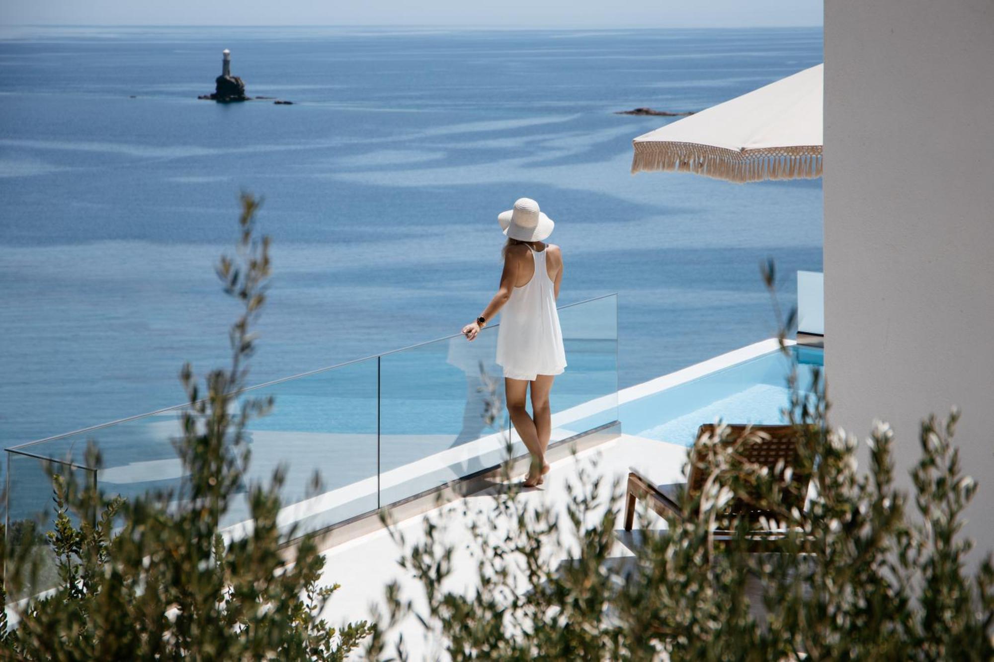 Golden Vista, Beachfront Suites By Explore Andros 外观 照片