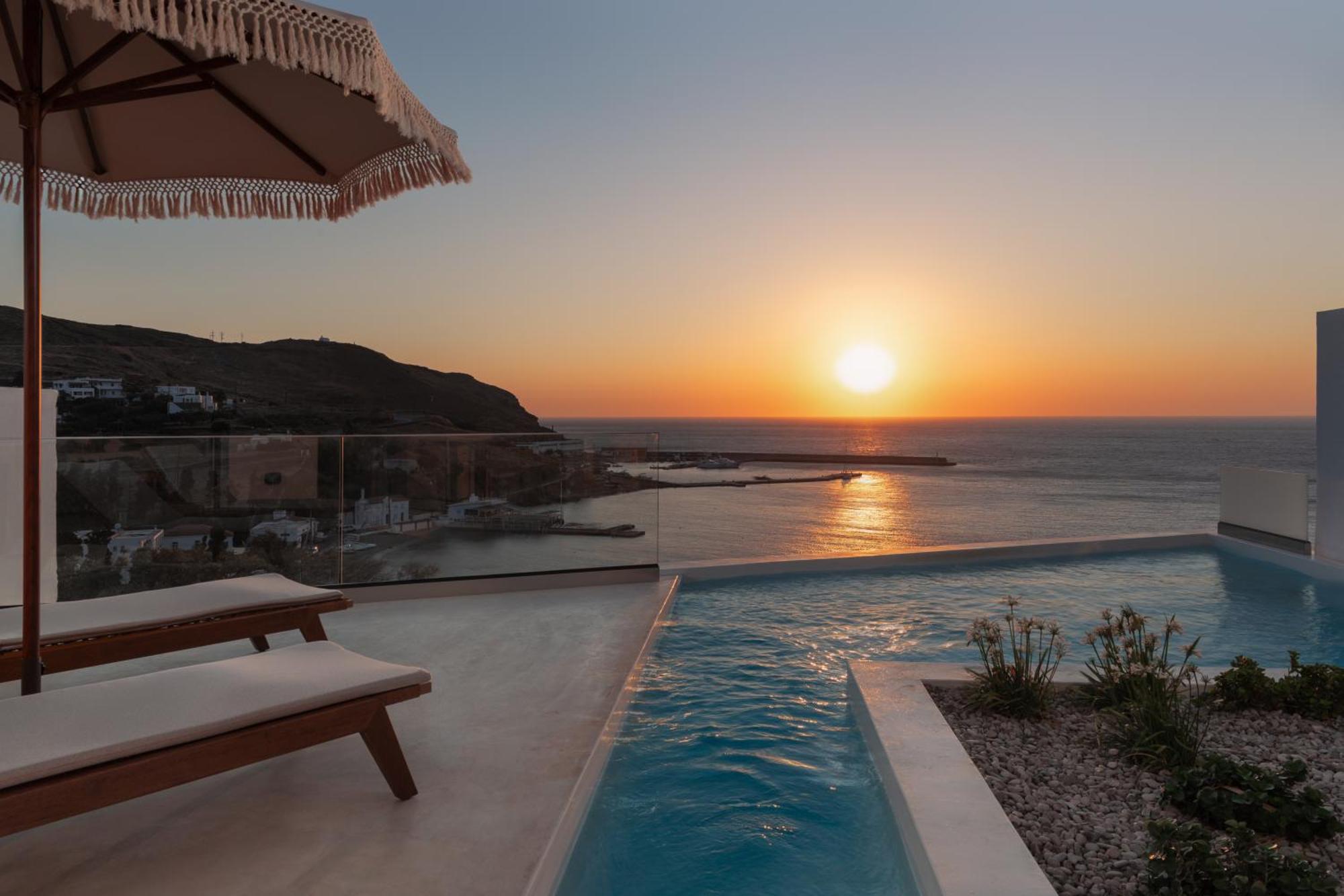 Golden Vista, Beachfront Suites By Explore Andros 外观 照片