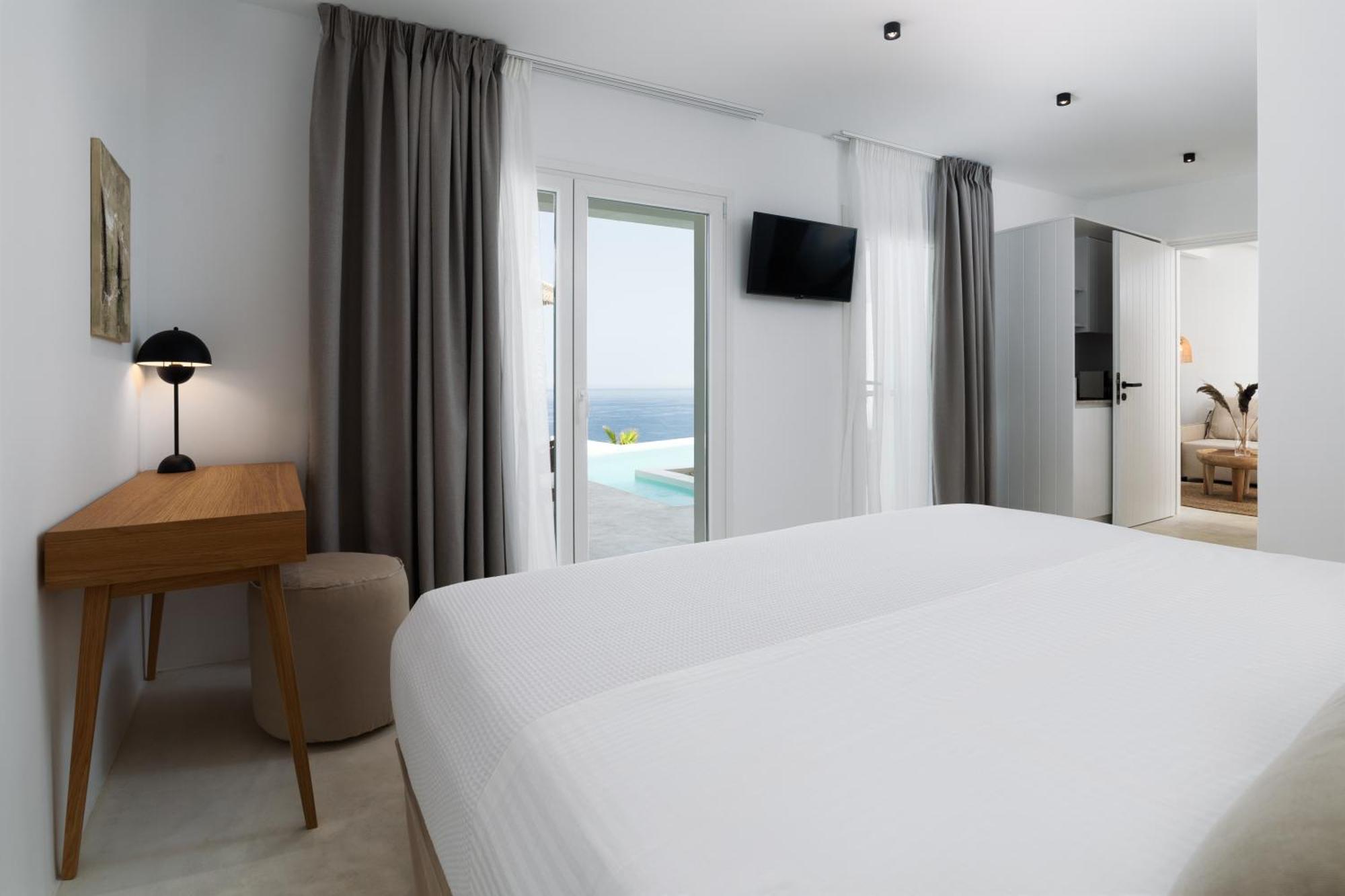 Golden Vista, Beachfront Suites By Explore Andros 外观 照片